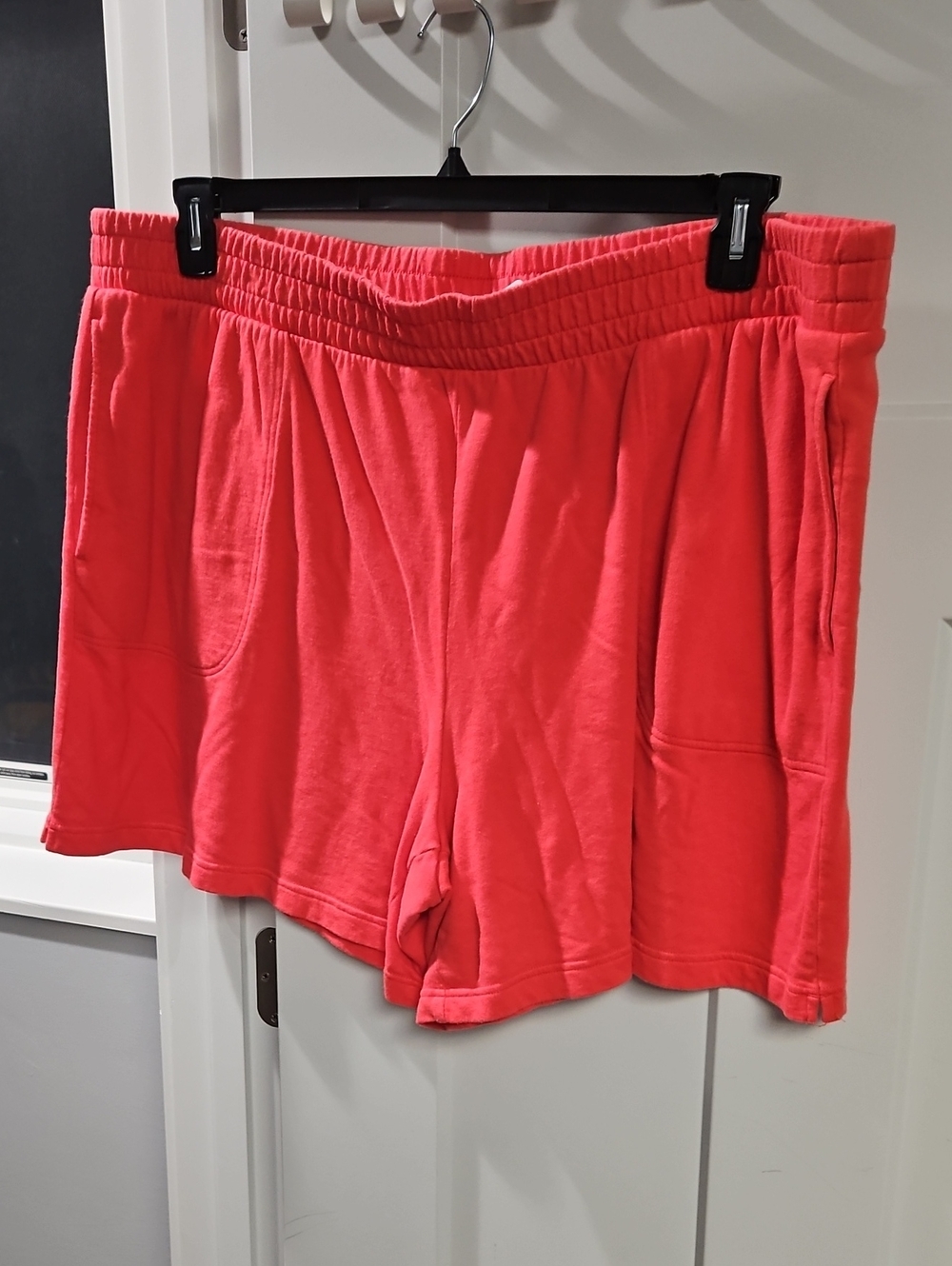 Terra & Sky Coral Elastic-Waist Athletic Shorts